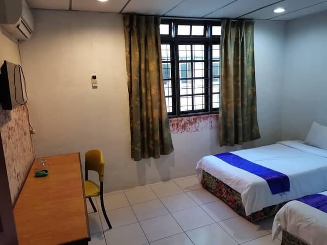 Deluxe Twin Room