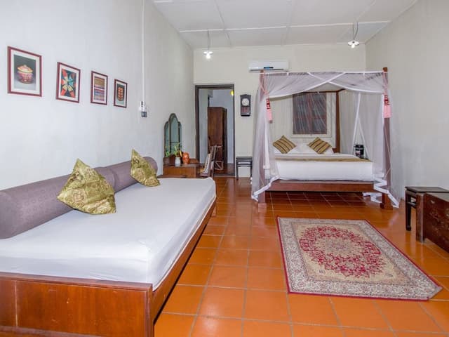 Deluxe Suite - Songket