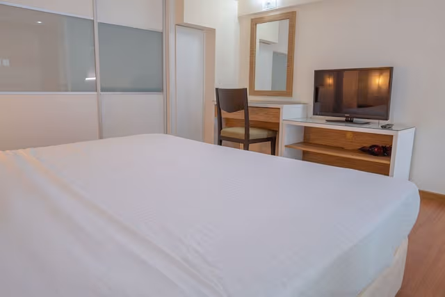 Deluxe Duplex Studio