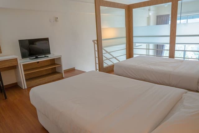 Deluxe Duplex Studio