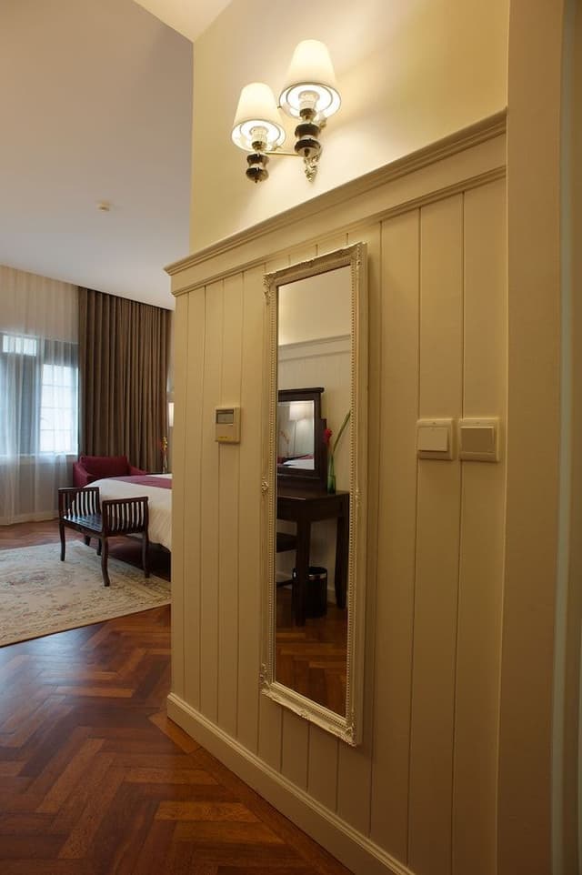 Family Quadruple Room, 2 Queen Beds, Private Bathroom, Partial Ocean View