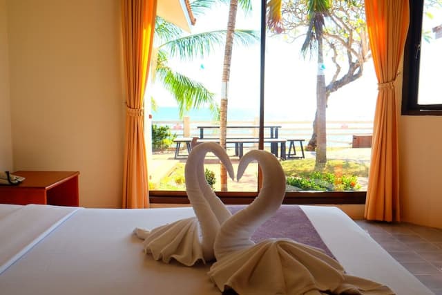 3-Bedroom Sea View Villa