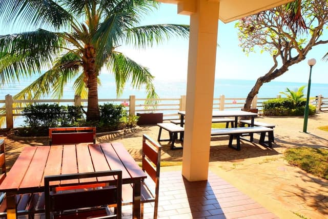 3-Bedroom Sea View Villa