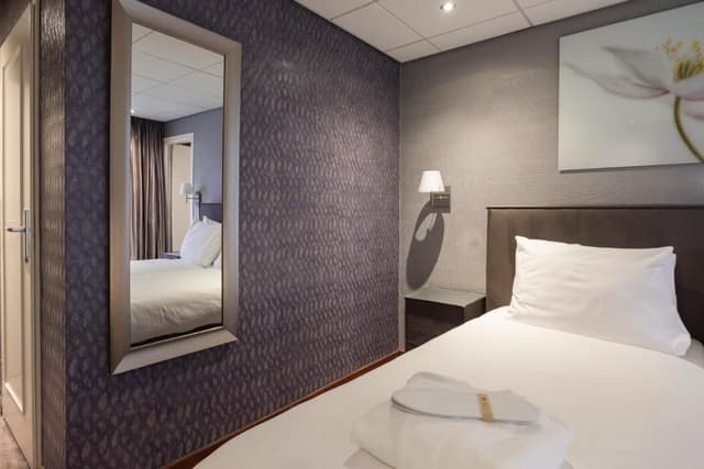 Deluxe Room with Air Conditioning