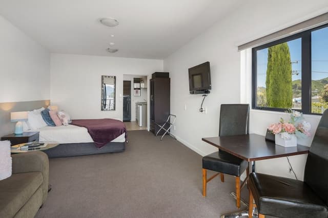 Panoramic Studio, Sea View