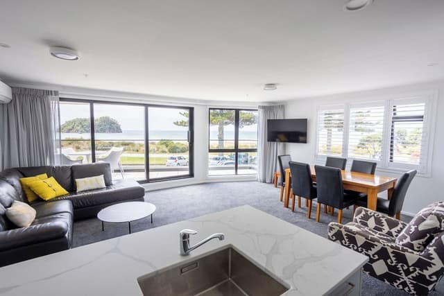 Premium Apartment, 3 Bedrooms, Beach View