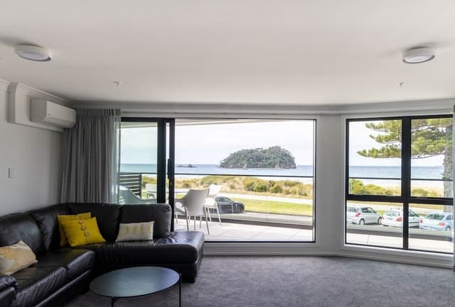 Premium Apartment, 2 Bedrooms, Beach View