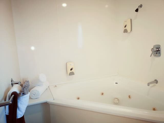 1 Bedroom Spa Unit