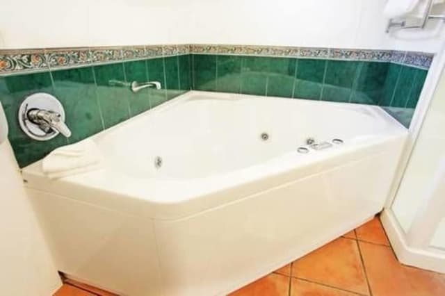 1 Bedroom Unit