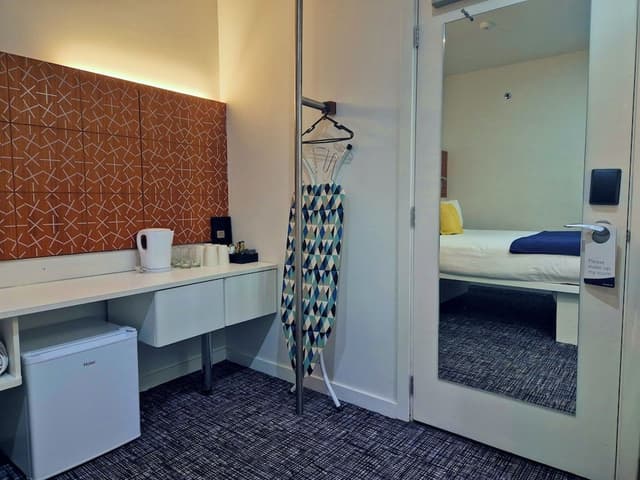 Family Room, Multiple Beds (City Urban)