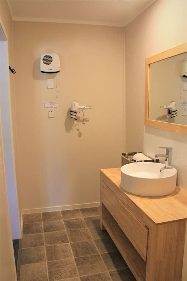 Standard 1 Bedroom Apartment