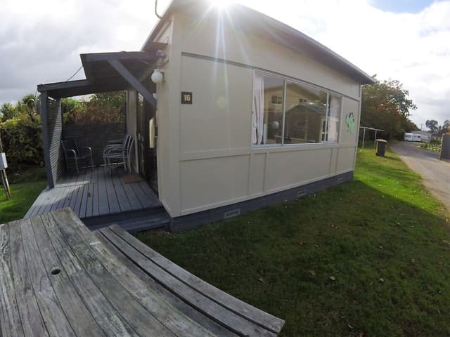 Standard Cabin 16