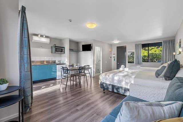 Motel Studio