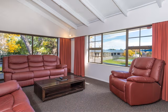 Three Bedroom Unit Apartment