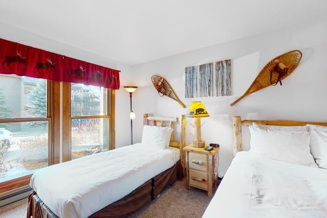Condo, 2 Bedrooms