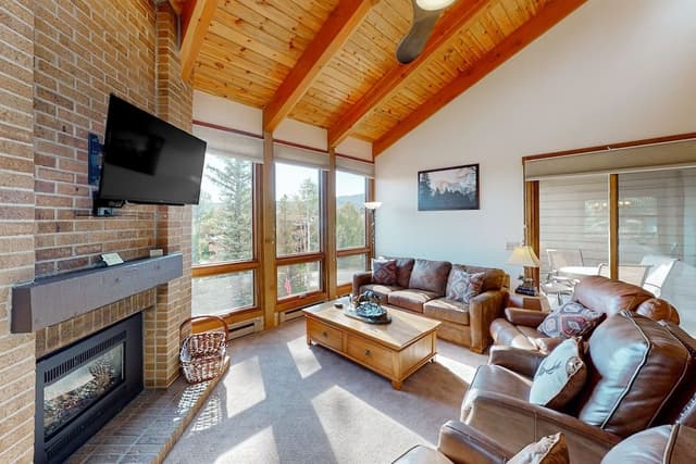 Condo, 3 Bedrooms