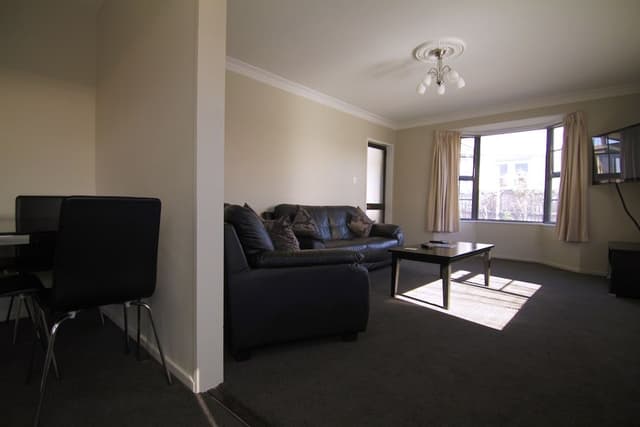 Townhouse 2 Bedrooms