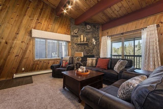 Condo, 3 Bedrooms