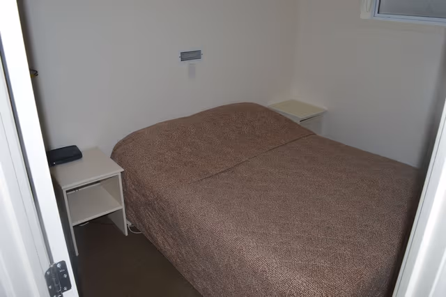 Self Contained Unit, 2 bedroom