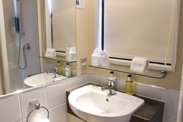 One Bedroom Apartment