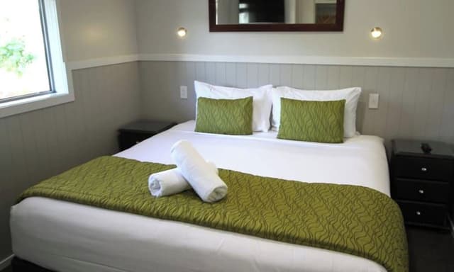 Holiday Cottage 4