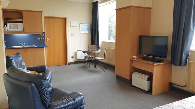 Executive Studio