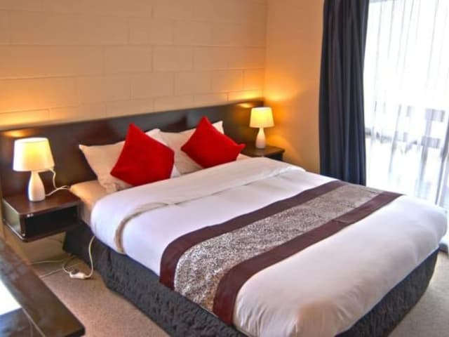 One Bedroom Suite