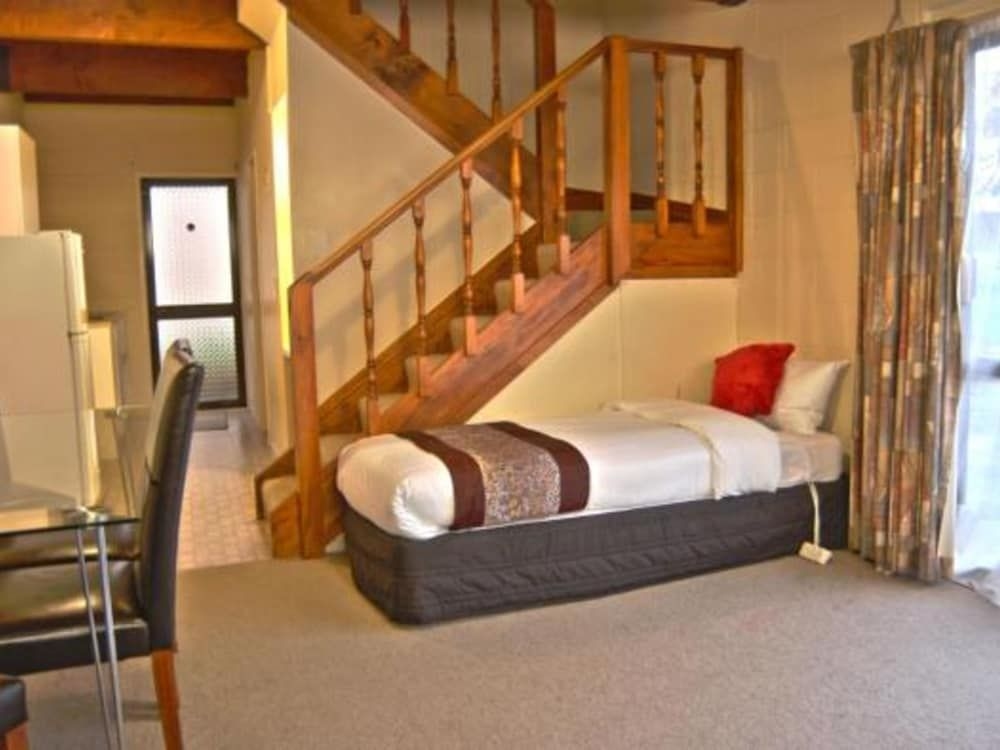 บาร์เซโลนาโมเต็ล (Barcelona Motel)4