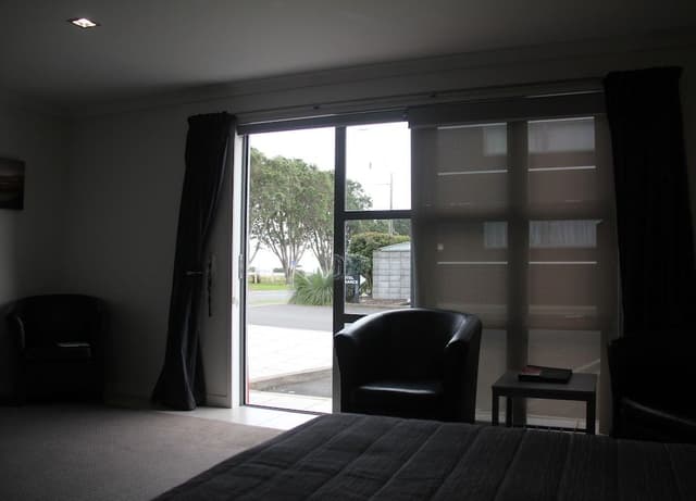 One Bedroom Apartment