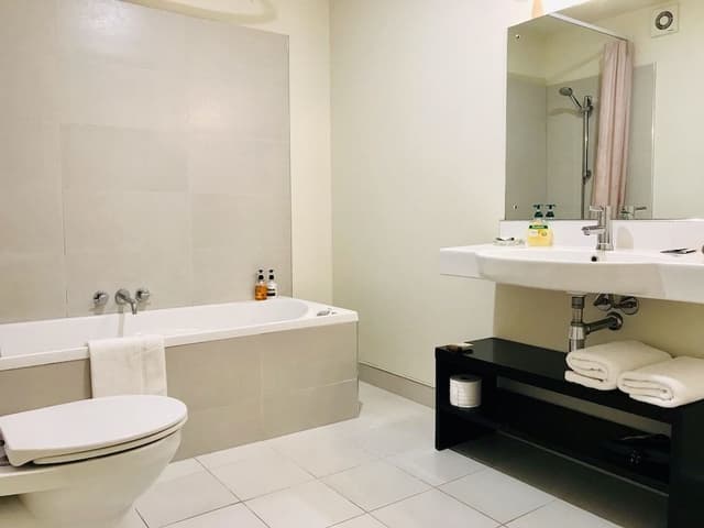 Deluxe Apartment, 2 Bedrooms, Non Smoking, Jetted Tub