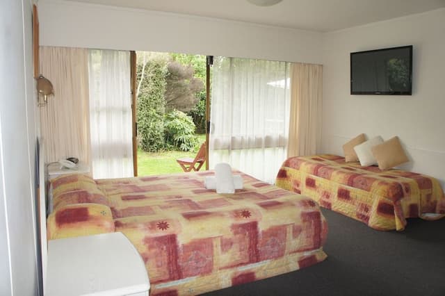 Family Room, Pool Access, Garden Area (Large Unit)