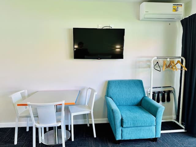 Deluxe Studio Suite