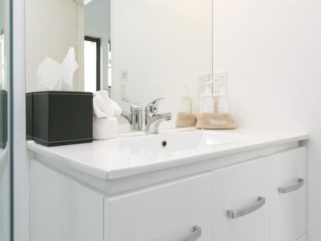Superior One Bedroom Suite with Hot Tub