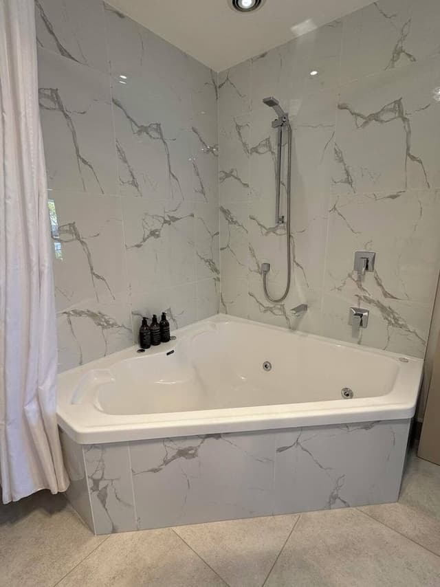 Executive One Bedroom Spa