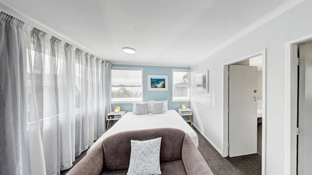 Superior 2 Bedroom