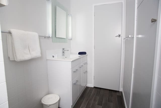 Superior 2 Bedroom
