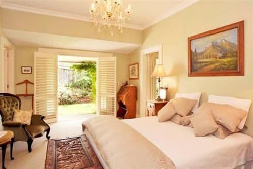 King Bed