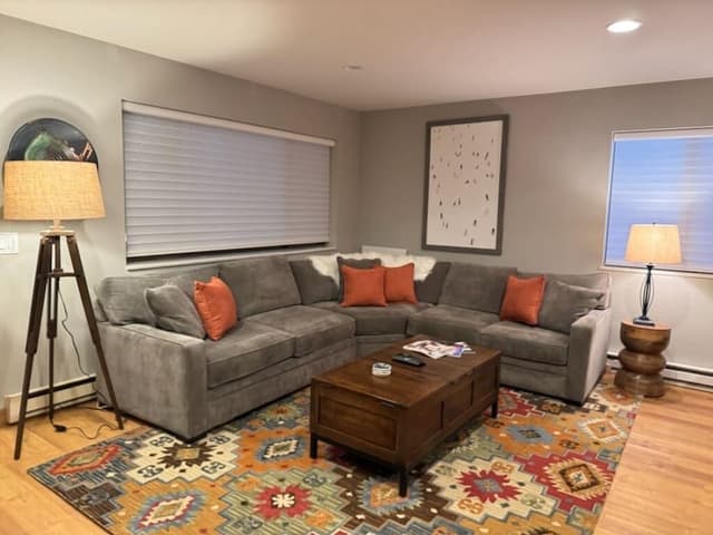 Traditional Condo, Multiple Beds, Kitchen (3 bedroom 3 bath condo)