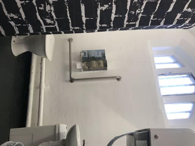 Twin Bunk, Shared Bathroom
