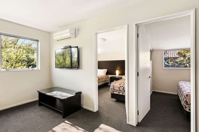 Suite, Multiple Beds, Non Smoking (2 Bedroom, King)