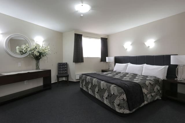 Luxury Suite, 1 Bedroom, Jetted Tub