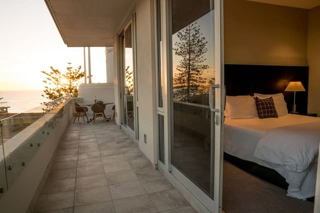 Deco Decant Penthouse