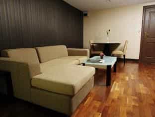 เดอะ ไนน์ เพลส เซอร์วิส เรสซิเดนซ์ เดอะ ไนน์ เพลส เซอร์วิส เรสซิเดนซ์