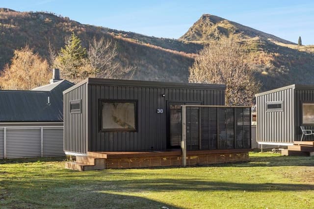Tiny Cabin - No Ensuite