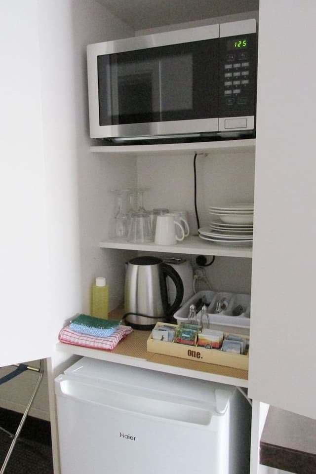 Standard Twin Studio