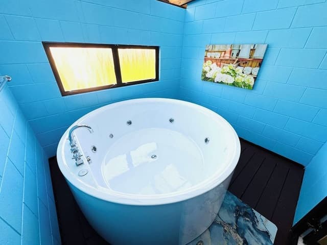 Family Apartment, 2 Bedrooms, Hot Tub