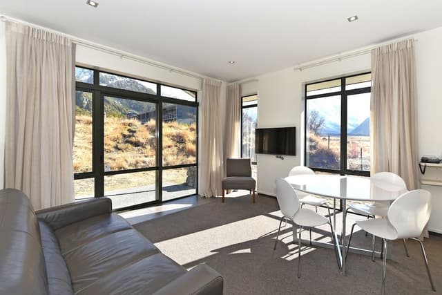 Two Bedroom Apartment (5)