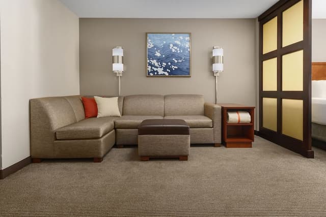 Room, 2 Queen Beds, Accessible, Bathtub