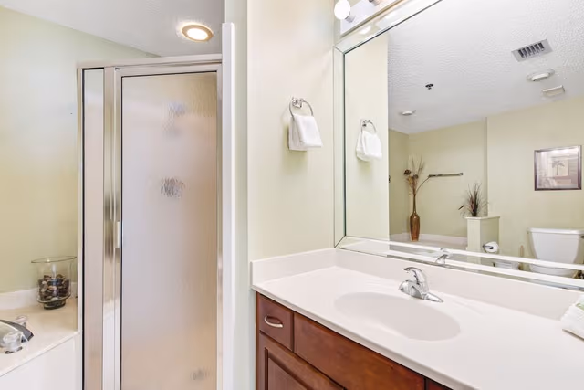 Condo, 3 Bedrooms