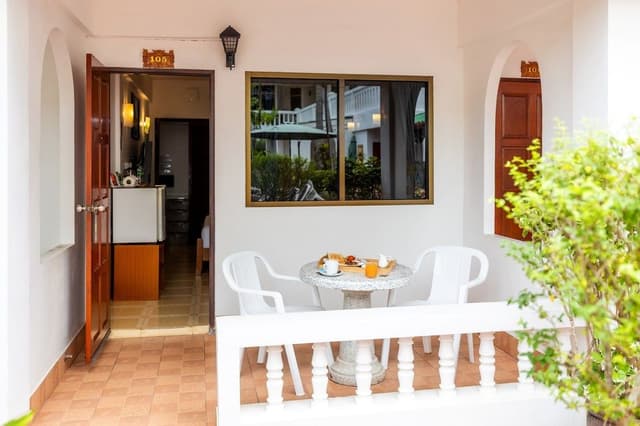Superior Room, 1 Double Bed, Pool View